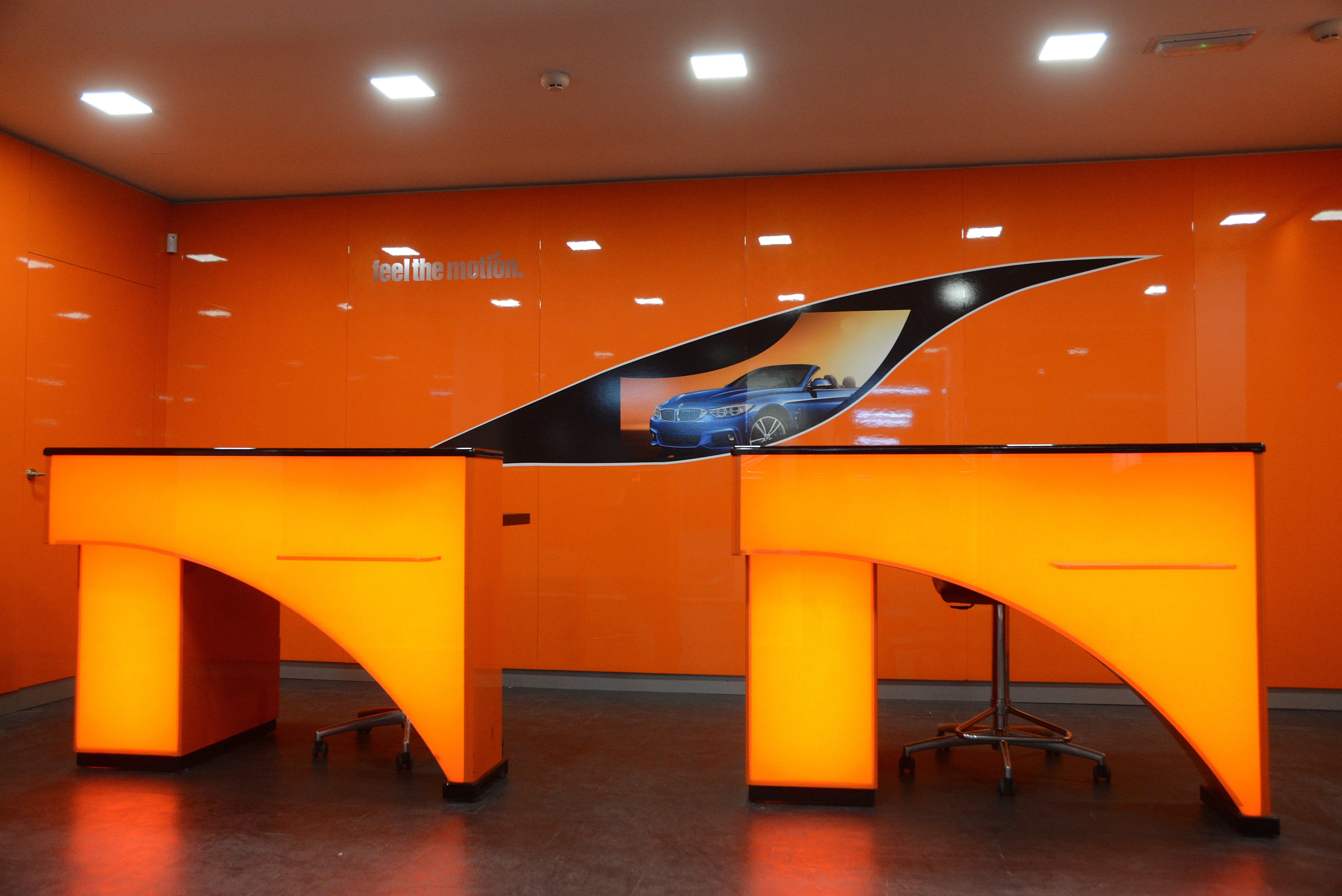 Sixt Mostradores