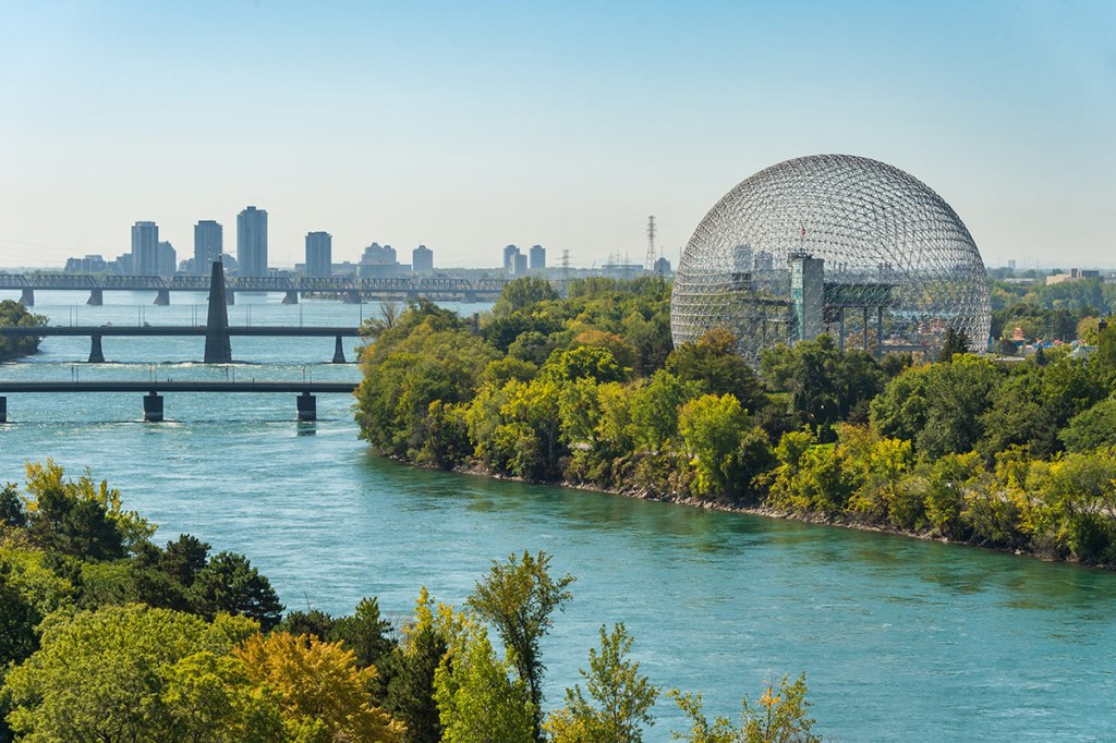 Montreal – Trying to go green? Host in Montreal