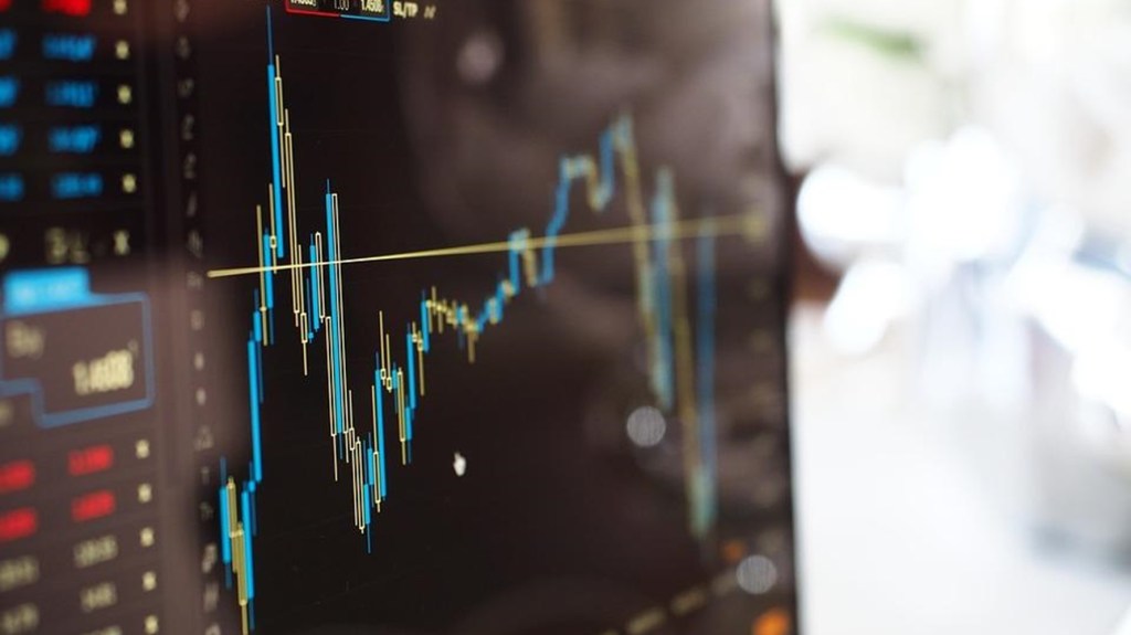 Average ticket price for air bookings expected to fall 4% by April: CWT Solutions Group
