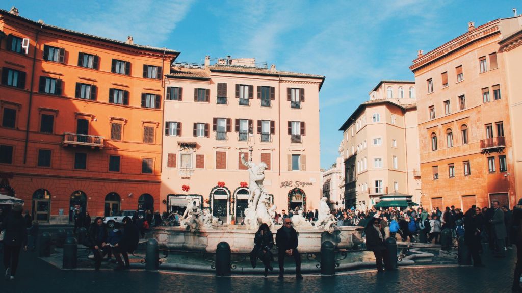 Tale of two worlds: How to manage a hotel program in EMEA