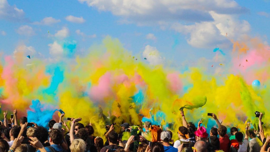 Large and in charge: Five secrets to organizing big events